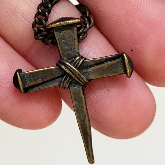 Bronze Tone Nail Cross Pendant Necklace Rustic Christian Faith Religious Jewelry - Picture 8 of 10